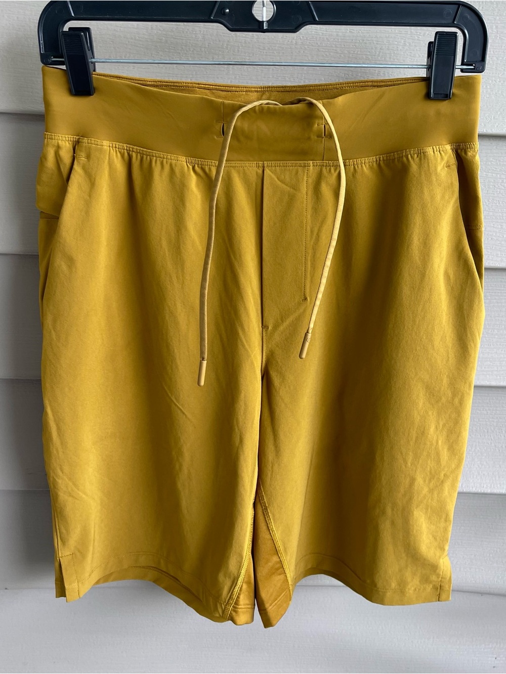 Lululemon Surge Shorts‎ 9” Men’s S Lined Lightweight Run Gym CrossFit Mustard